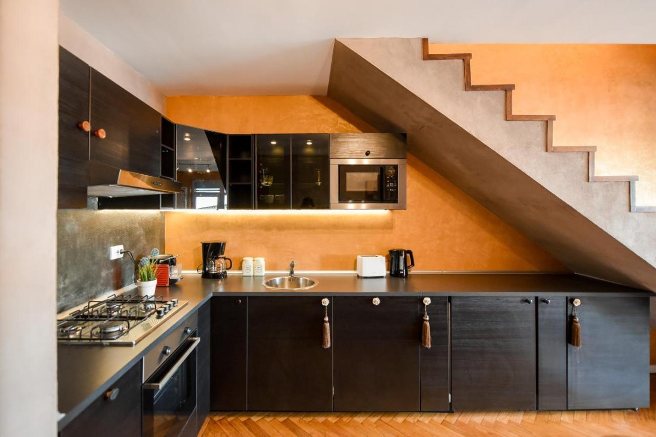 Spectacular Views & Modern Comfort: Your Dream Duplex In Central Bucharest Apartment Bagian luar foto
